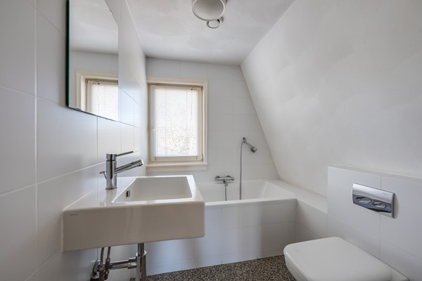 61_FUNDA_JULIANASTRAAT 80_RIJEN.jpg